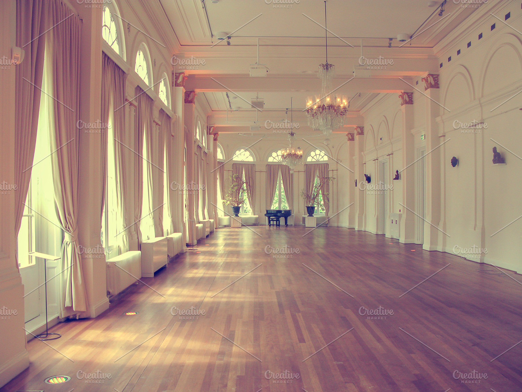 Room to dance, an Architecture Photo by Patricia Hofmeester