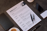 Clean Resume/CV, a Resume Template by Aspect_Studio (Thumbnail 4 of 4)