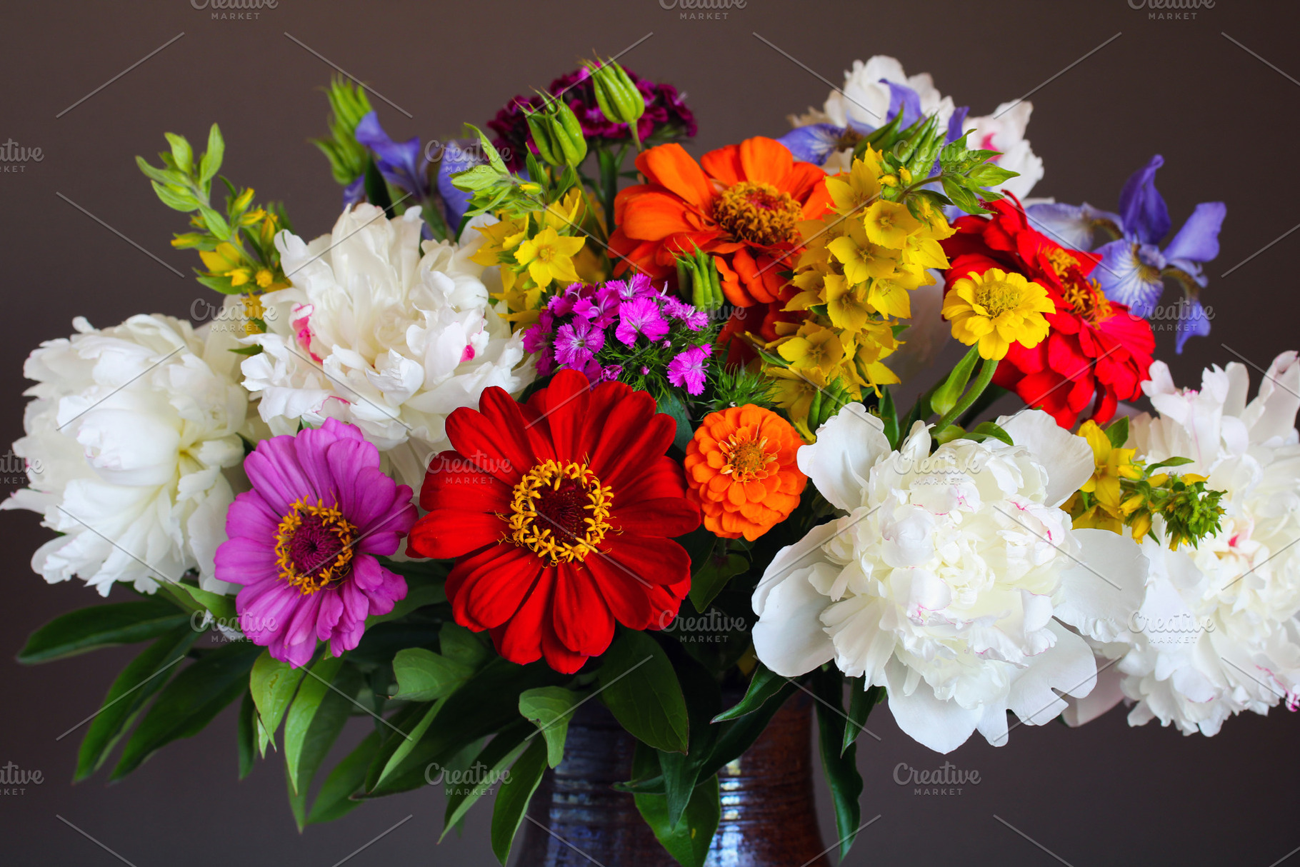 A bouquet of garden flowers., a Background Photo by BalaguR