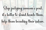 Earring, a Handwritten Font by InermediaSTUDIO (Thumbnail 8 of 8)