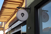 FoFo Restaurant - Logo Template, a Branding & Logo Template by DesignBox (Thumbnail 4 of 6)