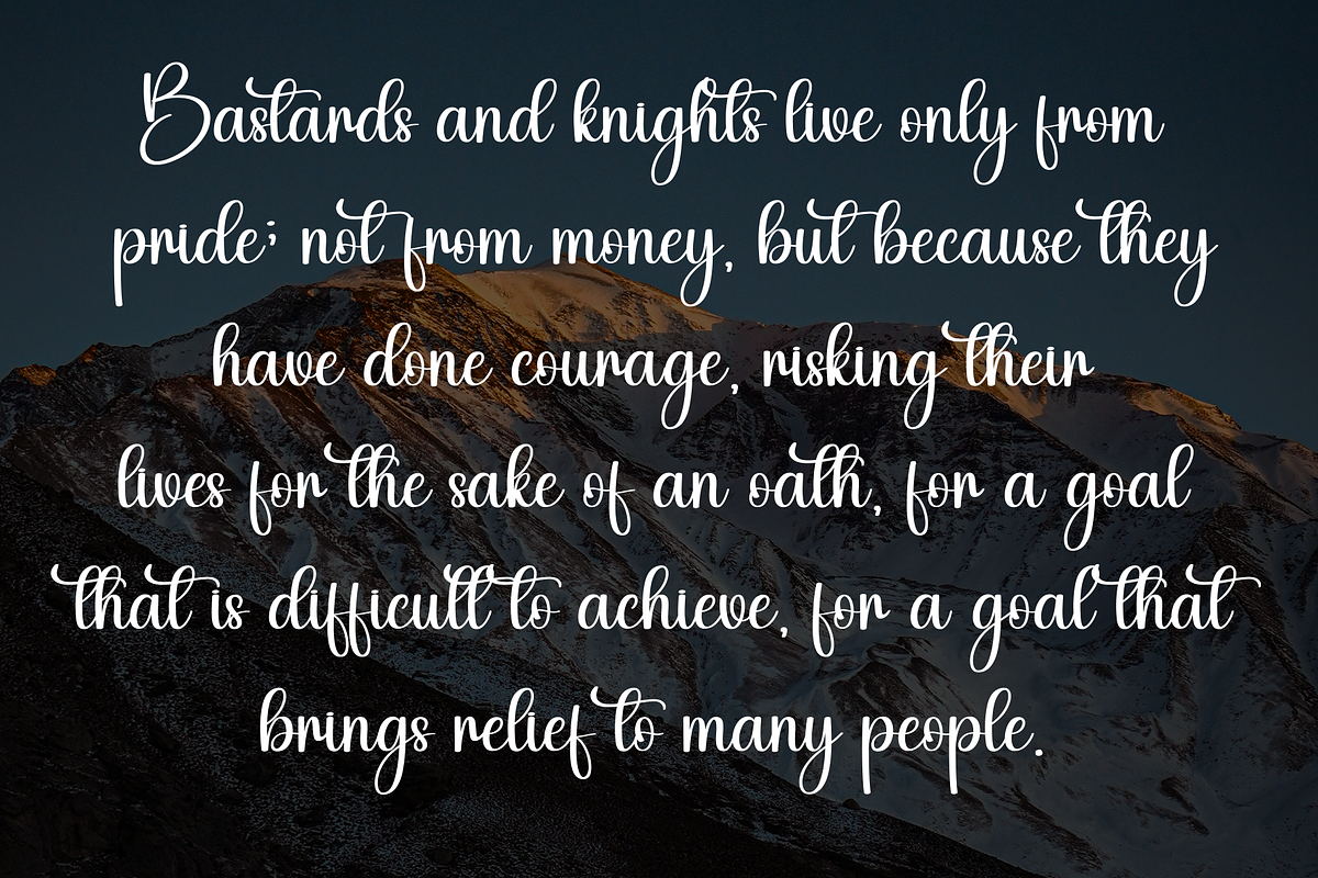 Starnight | Script Font, a Handwritten Font by Scratchones (Photo 6 of 9)