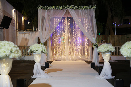 Jewish Hupa , wedding putdoor .