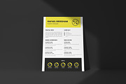 Graphic Designer - CV / Resume, a Resume Template by Jiwstudio (Thumbnail 1 of 2)