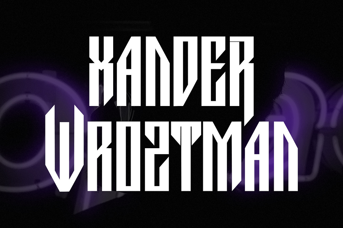 Cyberyzz Futuristic Font, a Sans Serif Font by Maulana Creative (Photo 5 of 7)