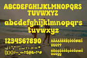 Laurette - Retro Display Font, a Font by Studio Moara (Thumbnail 10 of 10)