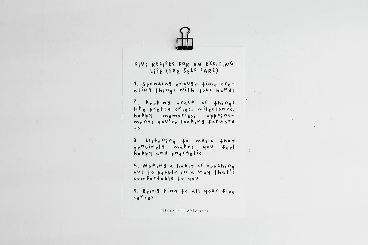 Wonky SVG Font And Extras, a Handwritten Font by Ana's Fonts (Photo 11 of 13)