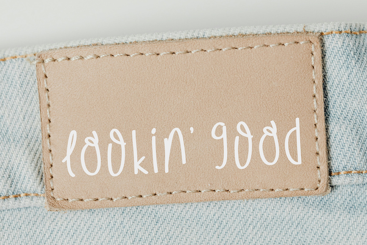 Quirky Handwritten Font Cute Flowers, a Handwritten Font by Kaya Fonts (Photo 15 of 32)