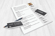 Clean Resume/CV, a Resume Template by designvillage (Thumbnail 9 of 12)