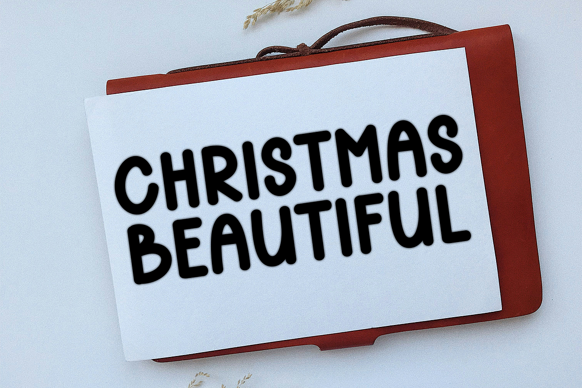 Glowing Christmas, a Sans Serif Font by InermediaSTUDIO (Photo 7 of 7)