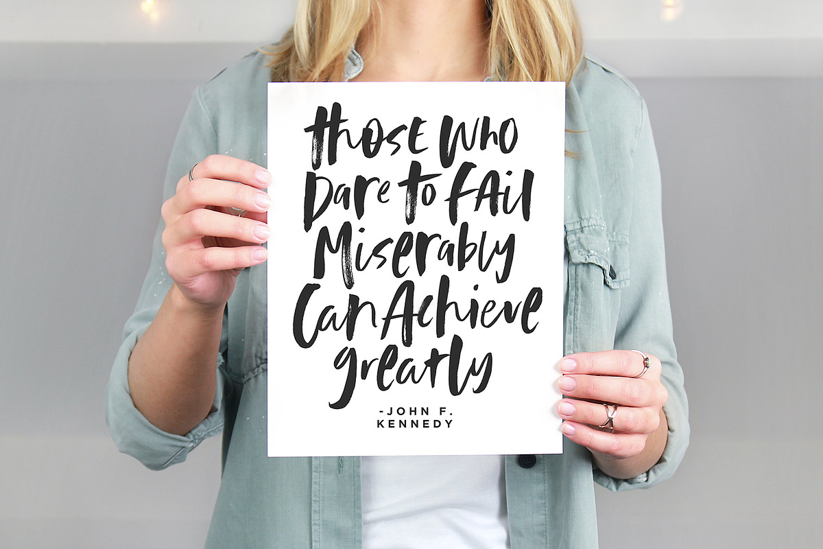 Misguided Brush Font preview 7