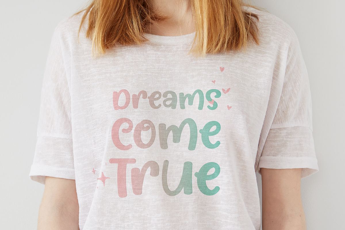 Play in Bright - Quirky Handwritten, a Handwritten Font by Namara Creative Studio (Photo 5 of 7)