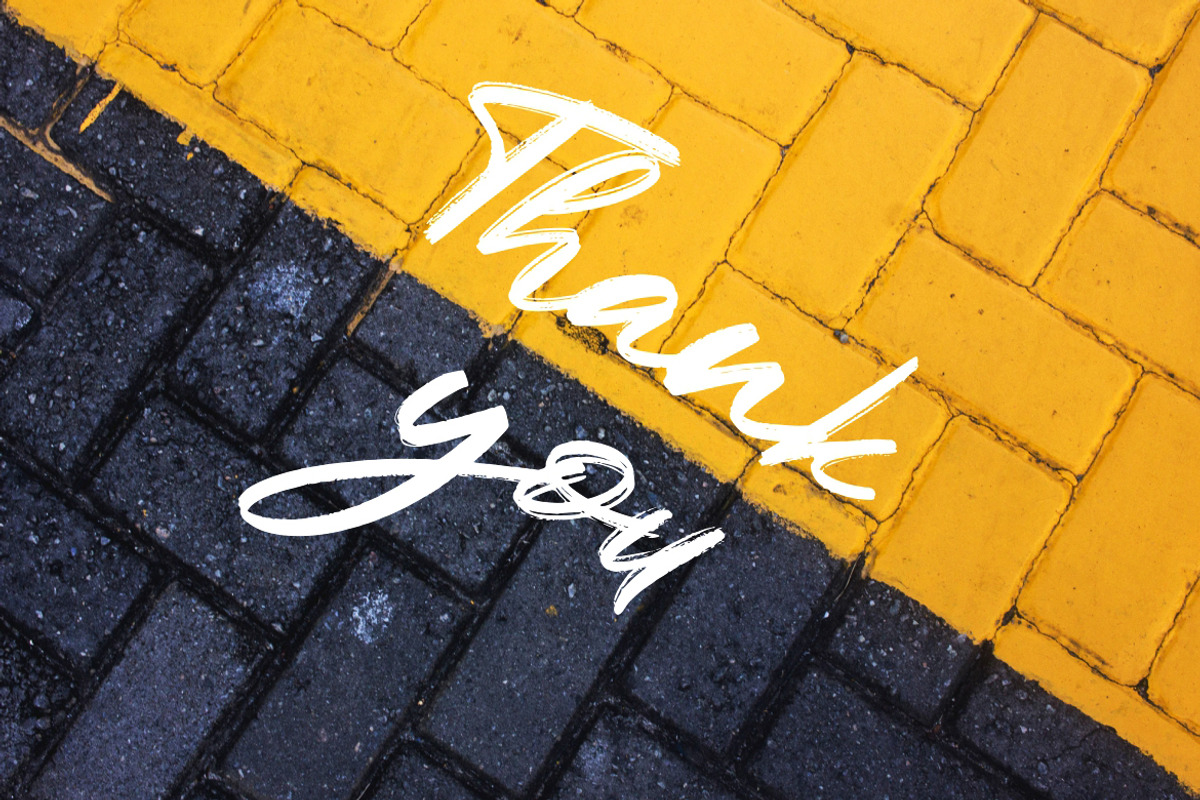Gondala Handbrush Advertisement Font preview 8