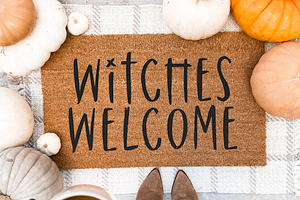 Witchy Vibes Spooky Halloween Font