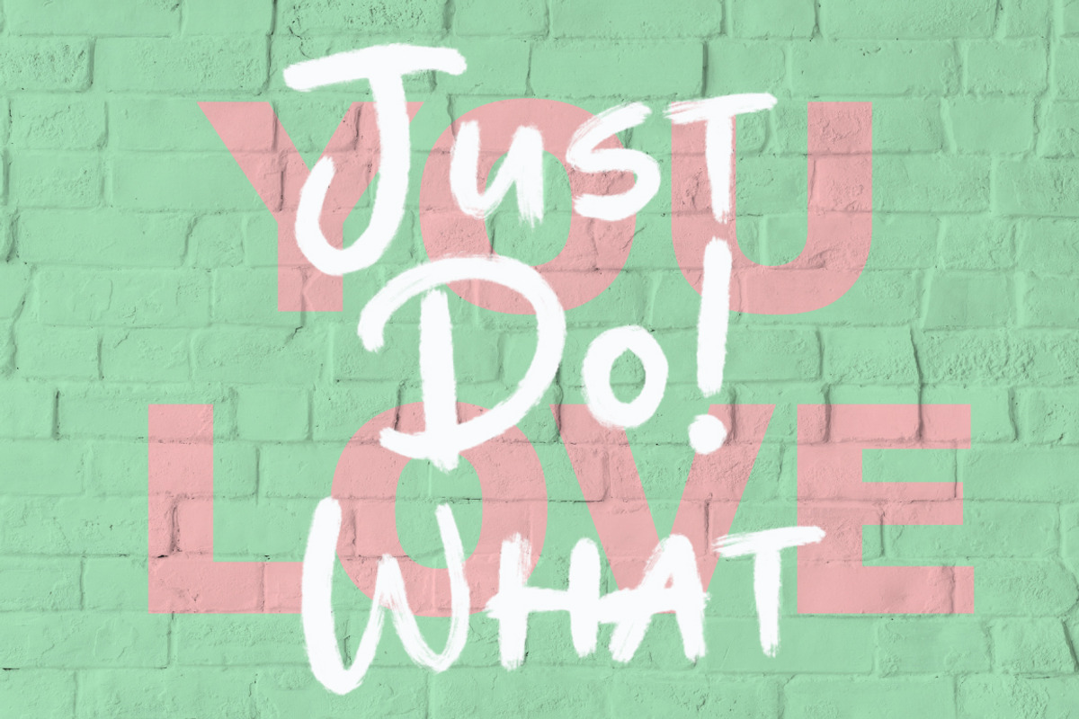 Day dream | Handwritten SVG Font preview 2