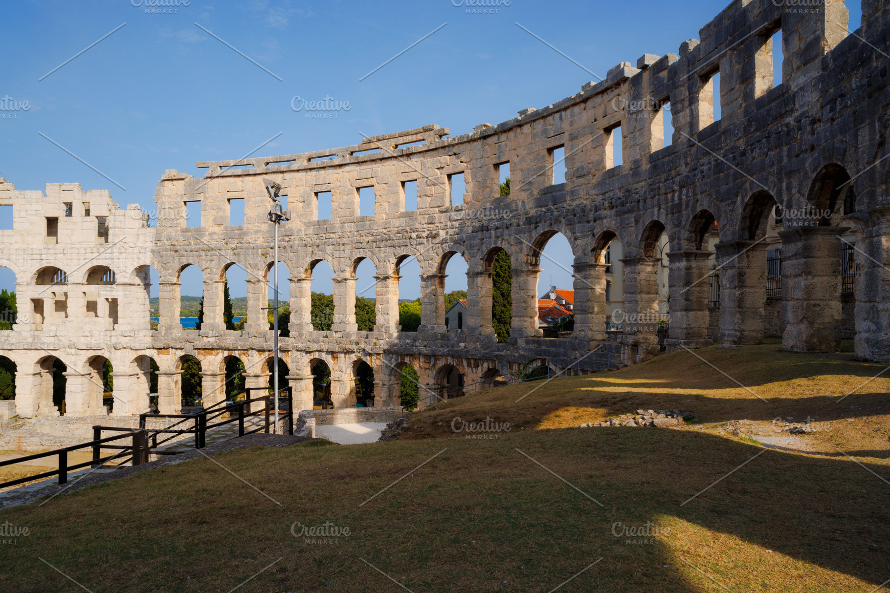 Roman Amphitheater, Pula, Croatia, an Architecture Photo by Bepslabor