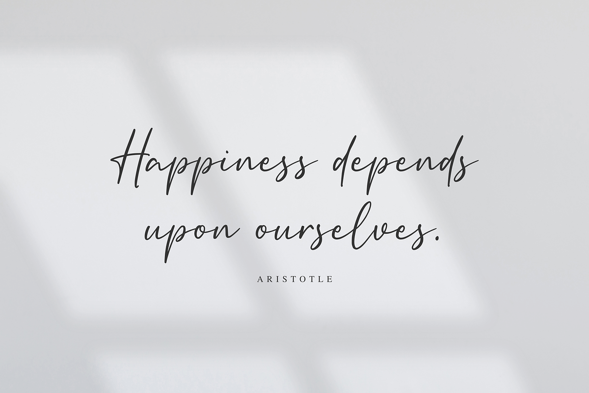 Kallinsha - Classy Signature Font, a Script Font by Sibelumpagi Studio (Photo 5 of 10)