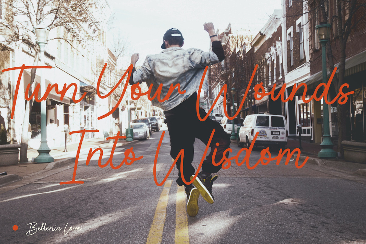 Bellenia Love Handwriting Signature, a Handwritten Font by CreateBigSupply (Photo 4 of 8)