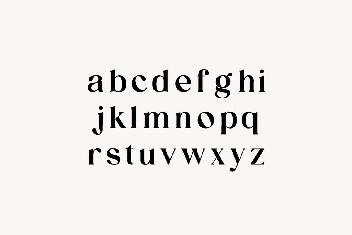 Classy Voguish Classic Serif Font, a Serif Font by UICreative (Photo 6 of 12)