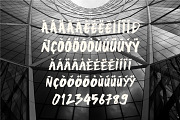 Zomblo, a Script Font by Esui Studio (Thumbnail 3 of 5)