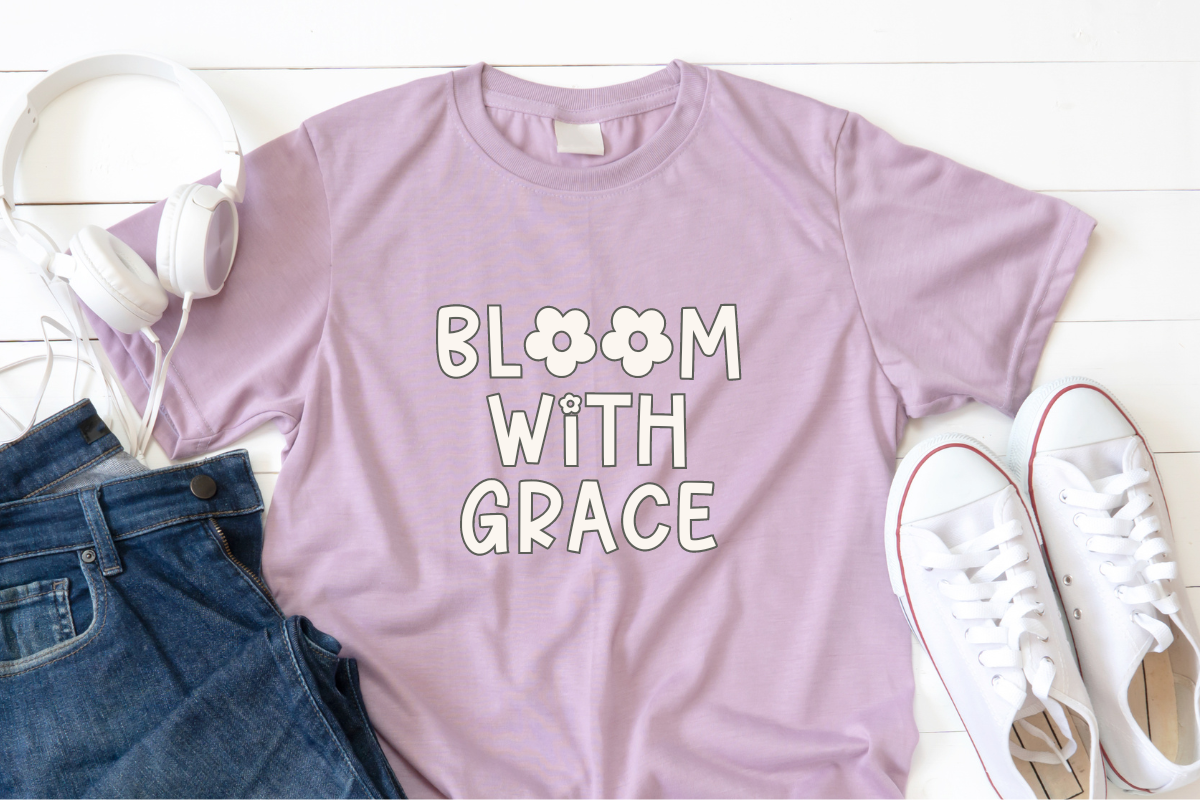 Flowers Blooming, a Handwritten Font by SaktiAvellin (Photo 6 of 7)