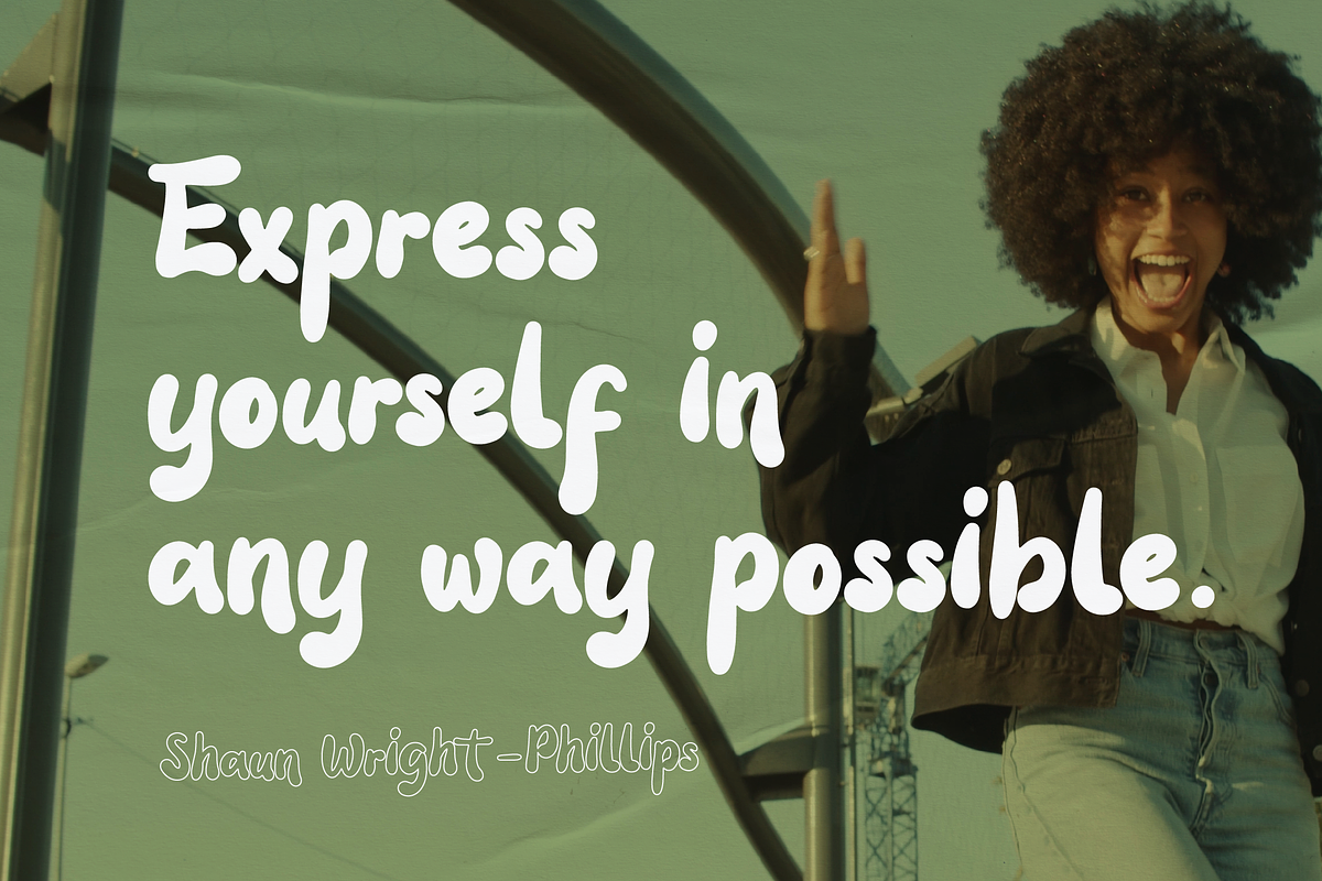 Amolla Raspers | Bubble Type, a Handwritten Font by Denustudios (Photo 2 of 15)