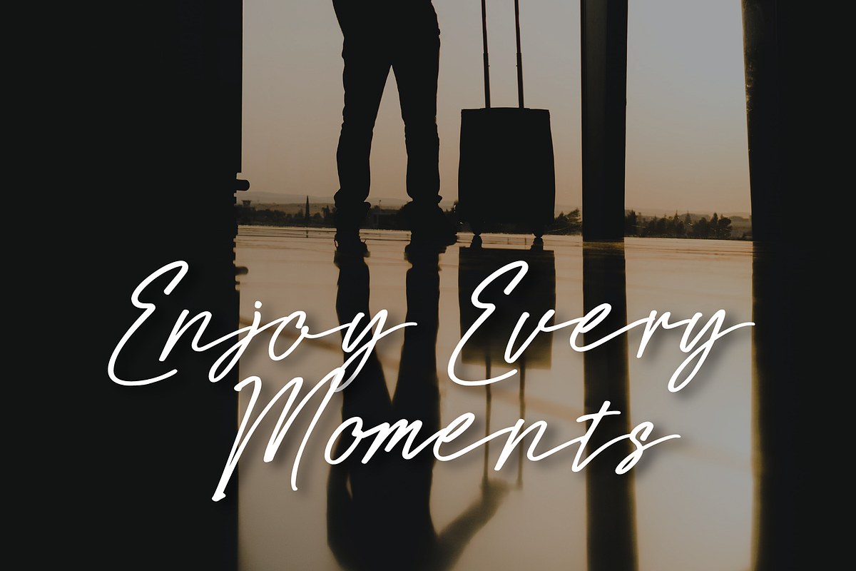 Hadvenly Signature, a Script Font by Randi Irvan | Rvandtype (Photo 5 of 13)