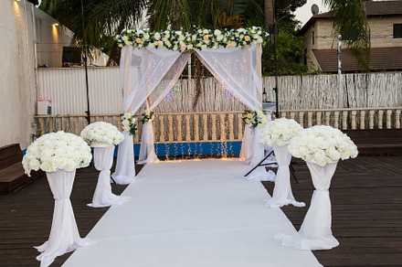 Jewish Hupa , wedding putdoor .
