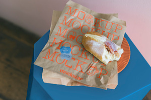 Everydays Cream Bun Scene Mockup