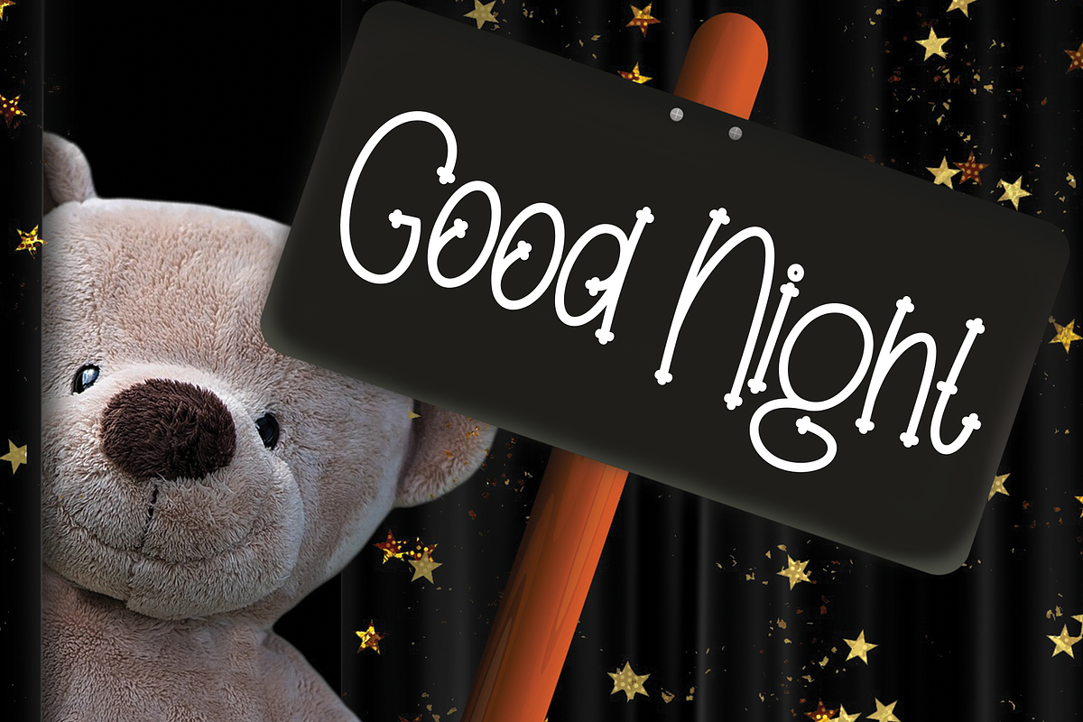 Pumpkin Halloween | Script Font, a Script Font by Scratchones (Photo 3 of 8)