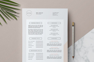 Minimal Resume Template / Brié
