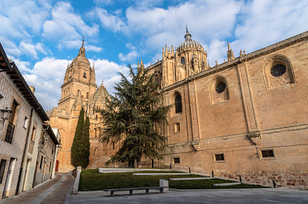 Scenic view of the Cathedral of Salamanca in Spain, an Architecture Photo by Architect´s eye