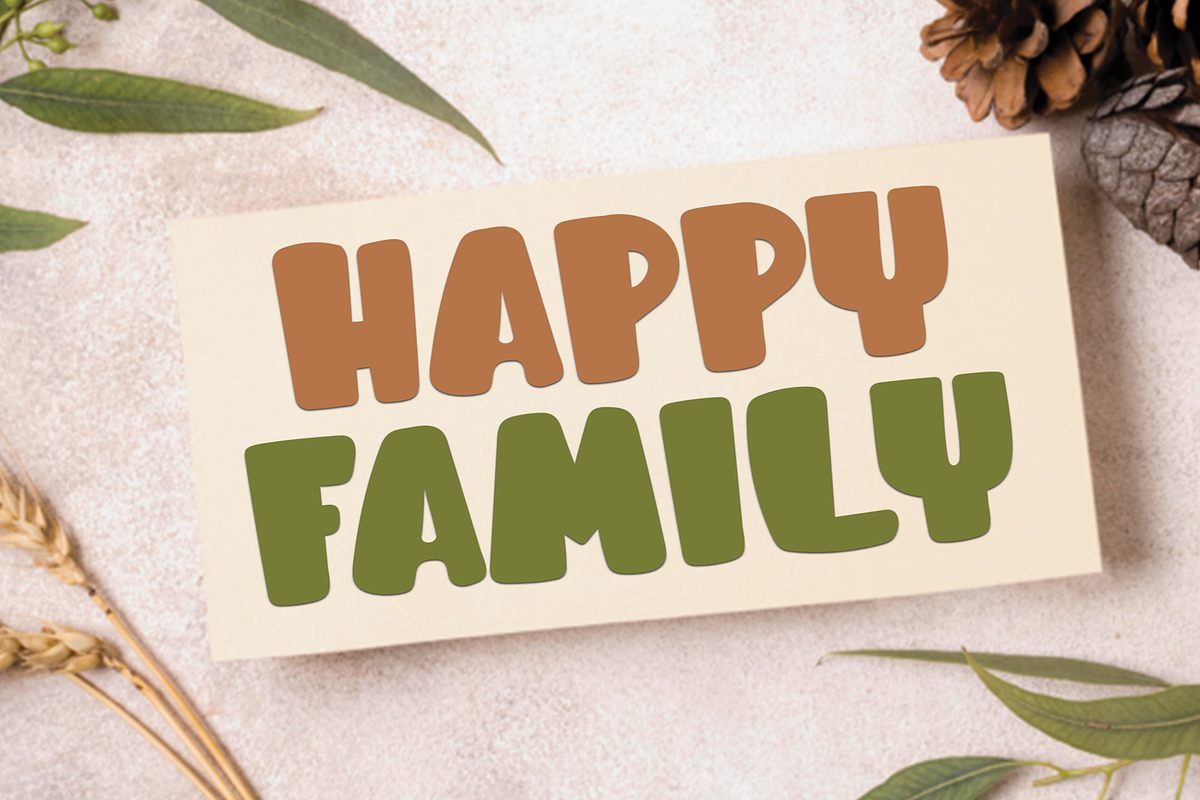 Lovely Honey, a Script Font by InermediaSTUDIO (Photo 3 of 8)
