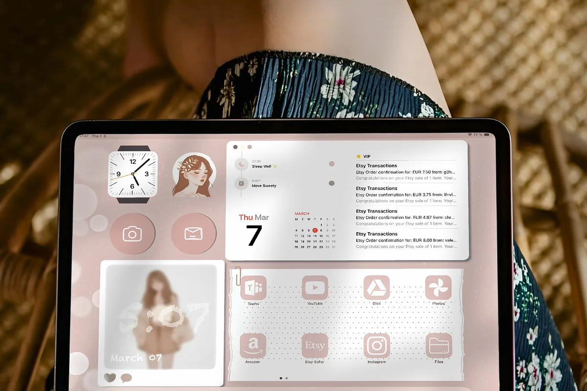 iOS & Android Wallpaper + App Icon, a Wallpaper Graphic by BeeRubby (Photo 5 of 10)