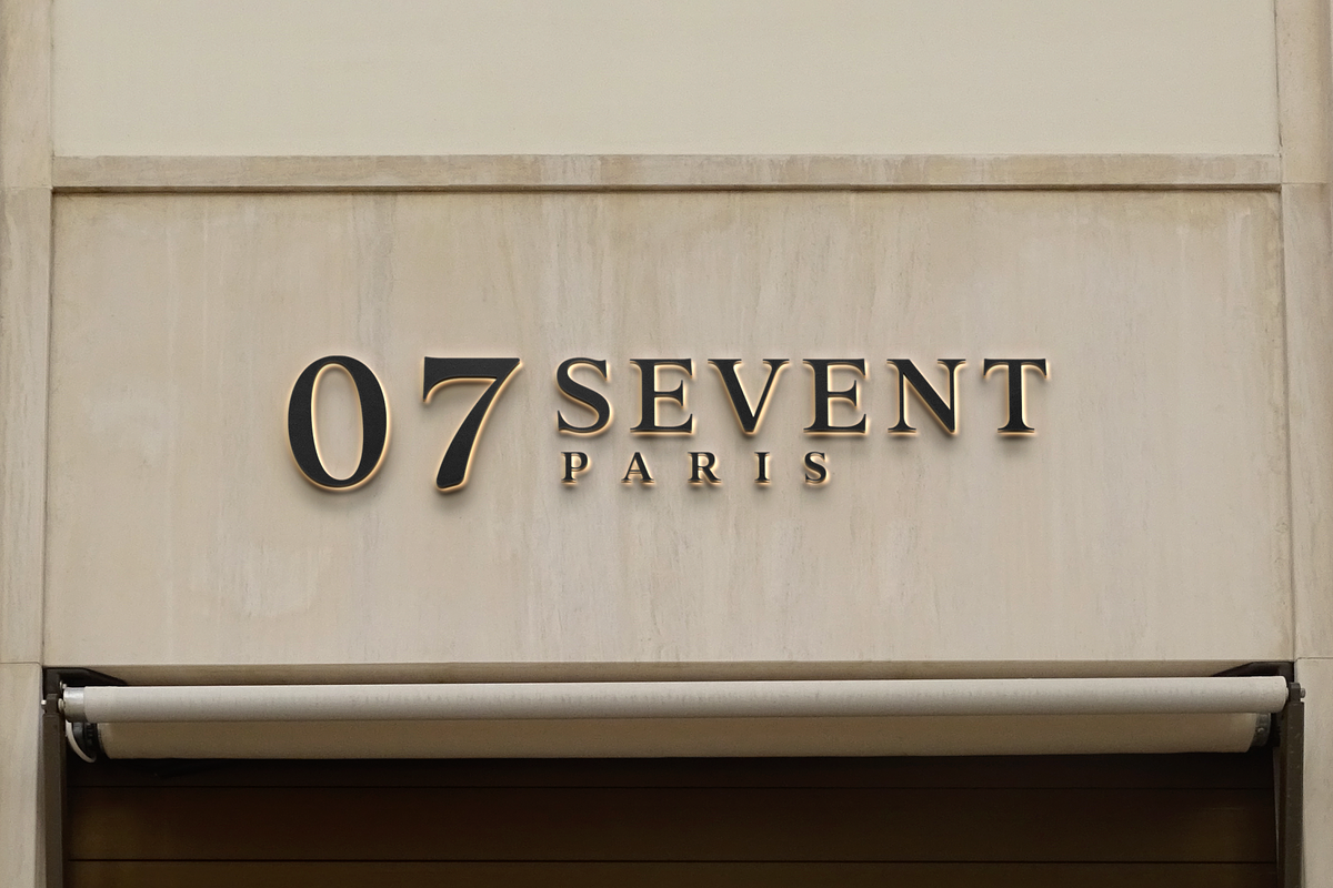 Trusted Serif Logo Font, a Serif Font by LoneArmy (Photo 8 of 11)