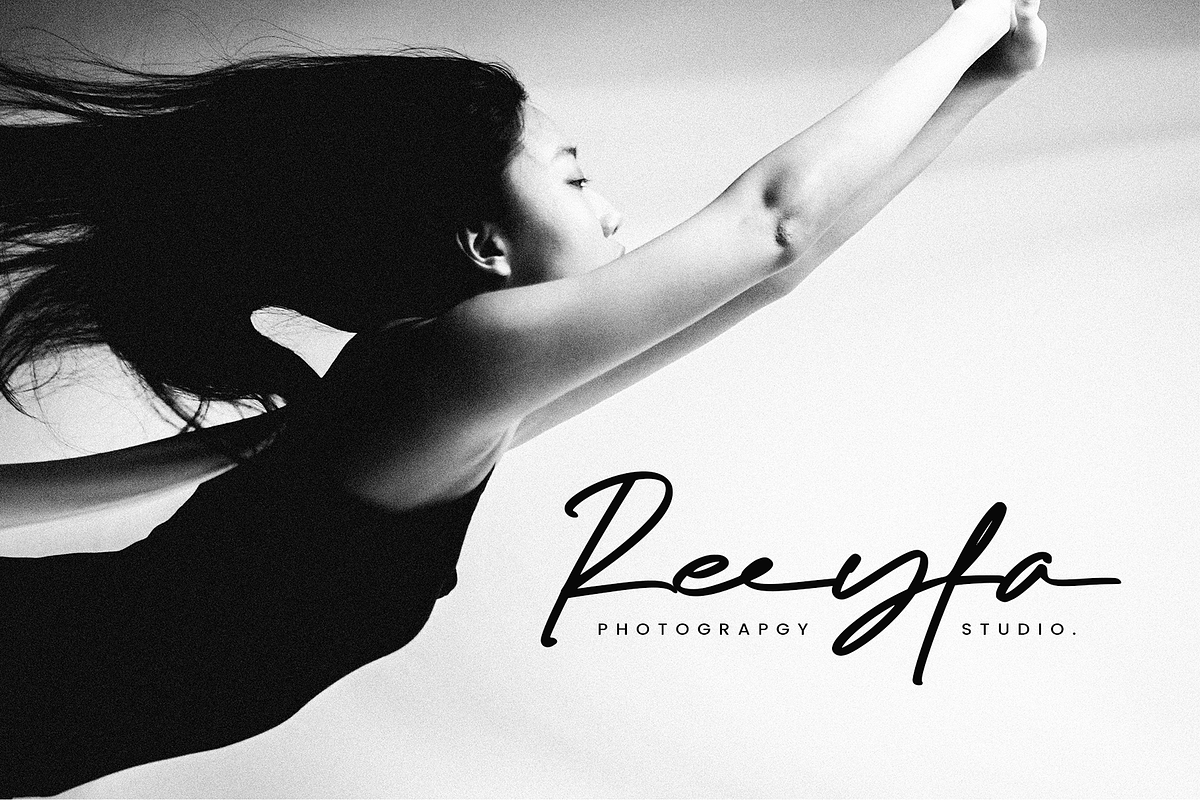 Jelittebyte - Signature Font, a Handwritten Font by Vampstudio (Photo 11 of 13)