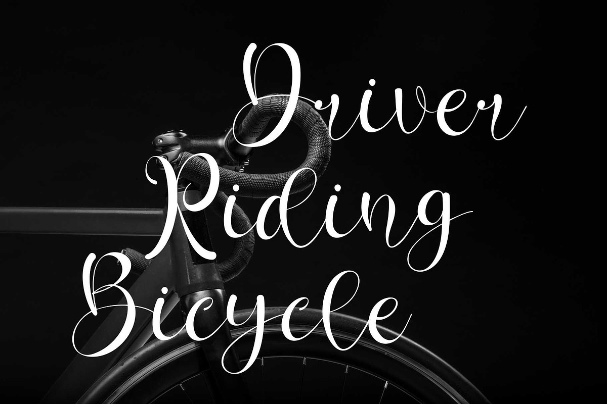 Drades Script, a Script Font by Nowlystudios (Photo 6 of 8)