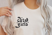 Make Daisy - Retro Groovy Font, a Handwritten Font by SaktiAvellin (Thumbnail 4 of 8)