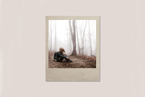 REALISTIC POLAROID TEMPLATE PSD