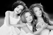 25 Portrait Lightroom Presets, a Preset Add-On by EzDigitals (Thumbnail 4 of 8)