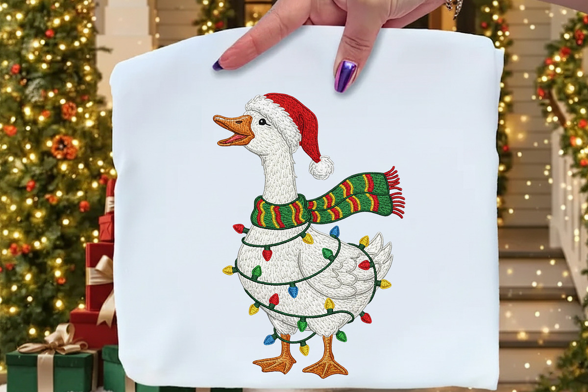 Crochet Christmas Goose PNG, an Illustration by Craft Nest (Photo 2 of 5)