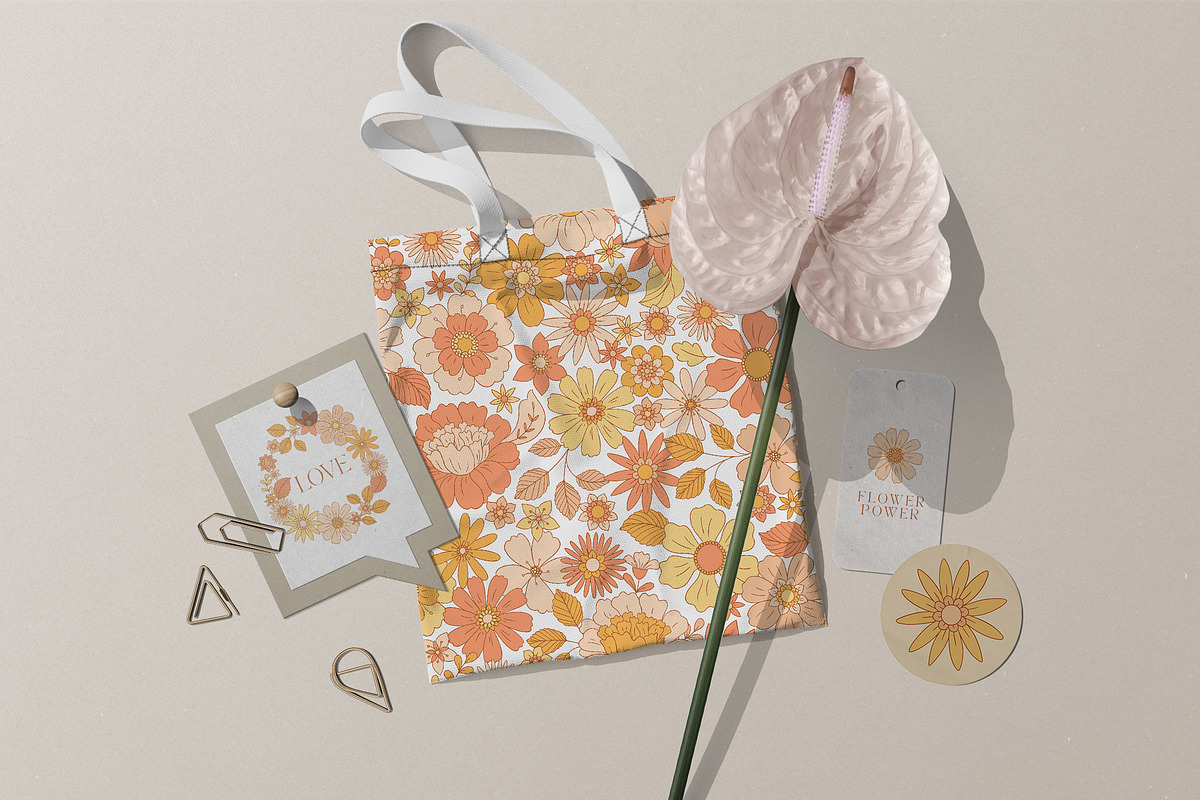 Retro Flower - Patterns & Clipart, a Pattern Graphic by Inna Moreva (Photo 9 of 12)