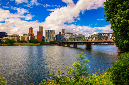 Portland downtown, Hawthorne Bridge, an Architecture Photo by Nick Fox