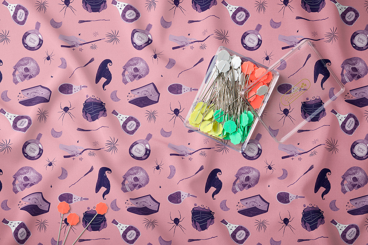 My Halloween: 8 Patterns, 28 motifs, a Pattern Graphic by Mente Volante Studio (Photo 11 of 12)