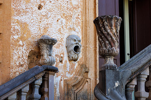 Eighteenth-century bas-relief torch extinguisher and pots. Villa Palagonia, Bag, an Architecture Photo by Bepslabor