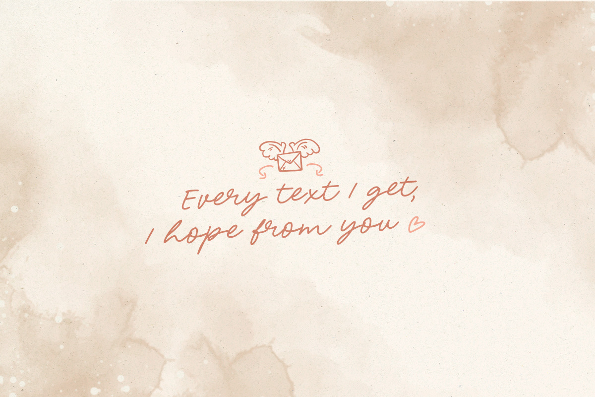 Dear Crush - Cute Handwritten Font, a Handwritten Font by Sarid Ezra (Photo 10 of 10)