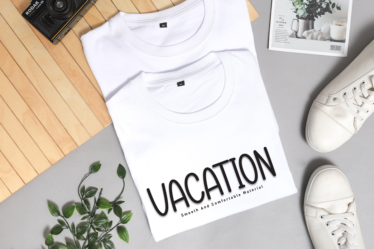 Sunday Beach | Script Font, a Script Font by Scratchones (Photo 3 of 8)