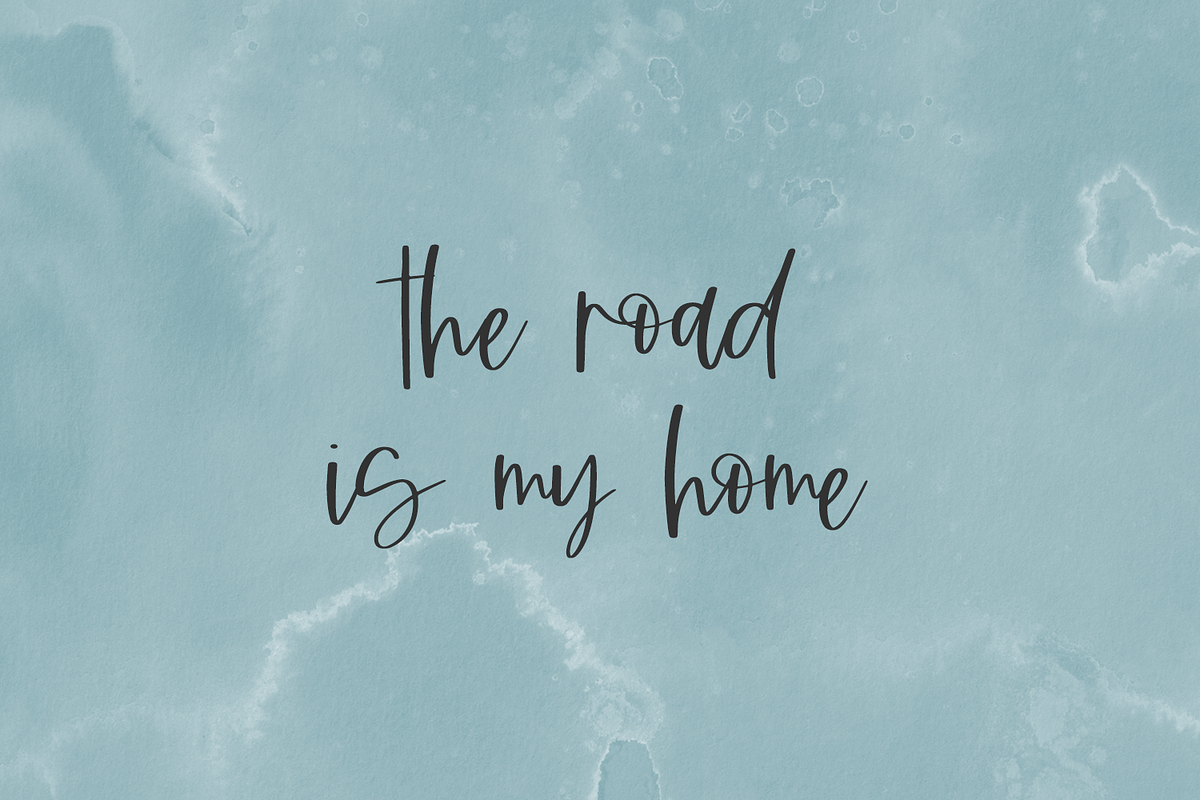 Caravanner Script Font, a Handwritten Font by Beck McCormick (Photo 8 of 11)