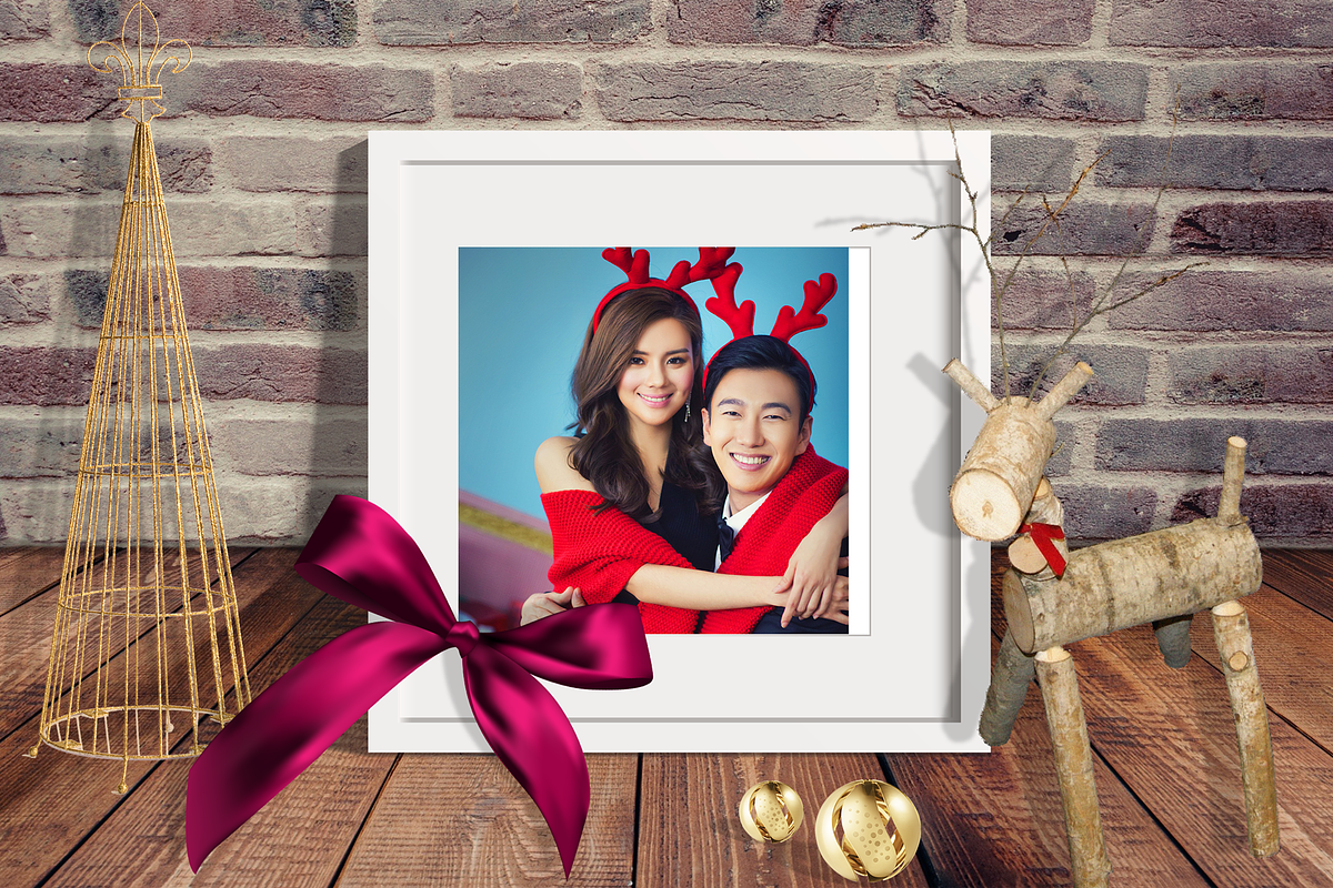 2017 Holiday Frame Mockup, a Print Template by Swarovski Crystals (Photo 3 of 3)