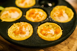 Vietnamese banh khot little crispy p containing food, vietnam, and mauritius